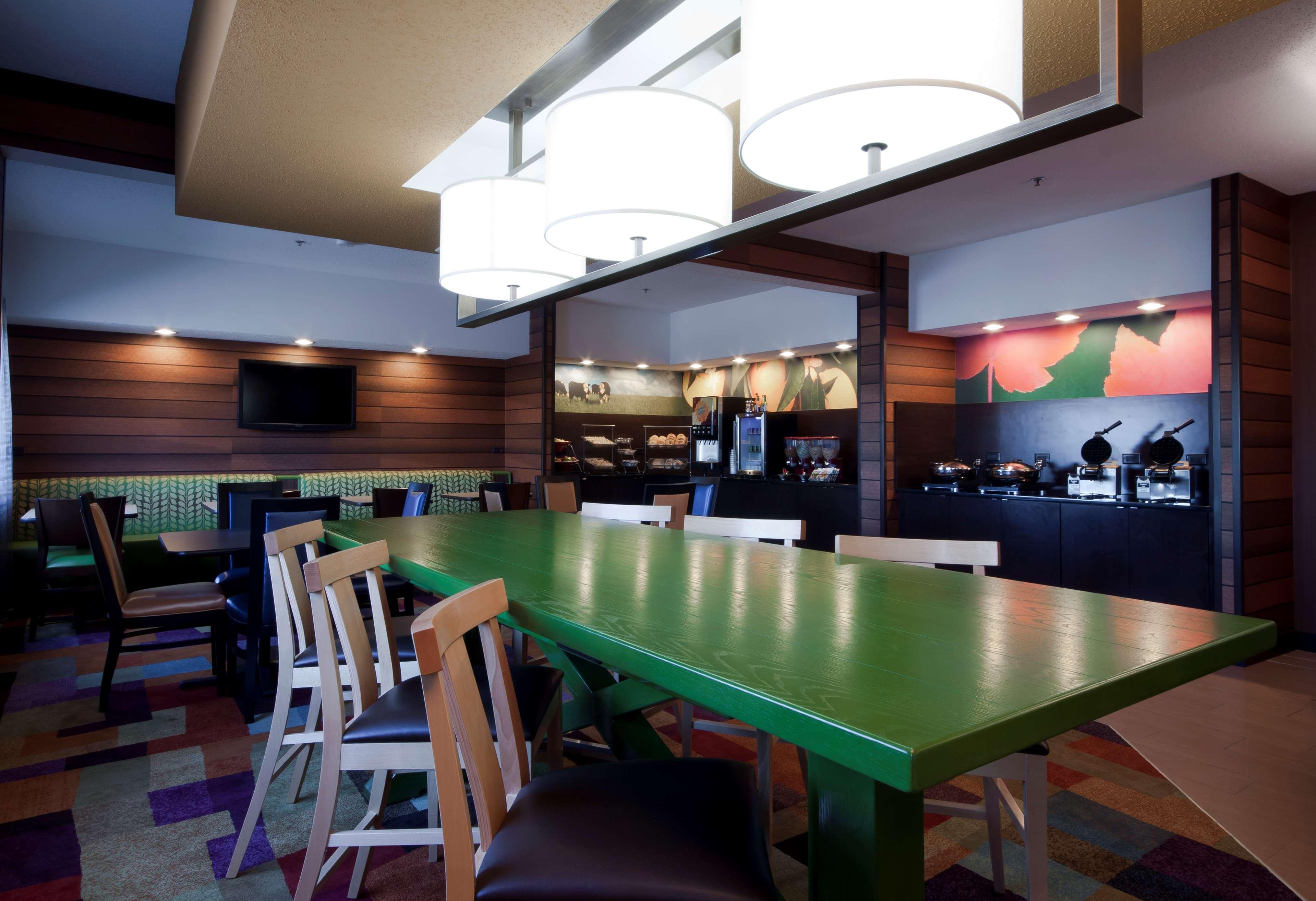 Wingate By Wyndham Gurnee Hotel Buitenkant foto